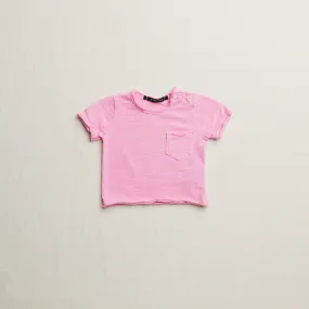 T-SHIRT CON TASCHINO ROSA FLUO - AVENTIQUATTORE